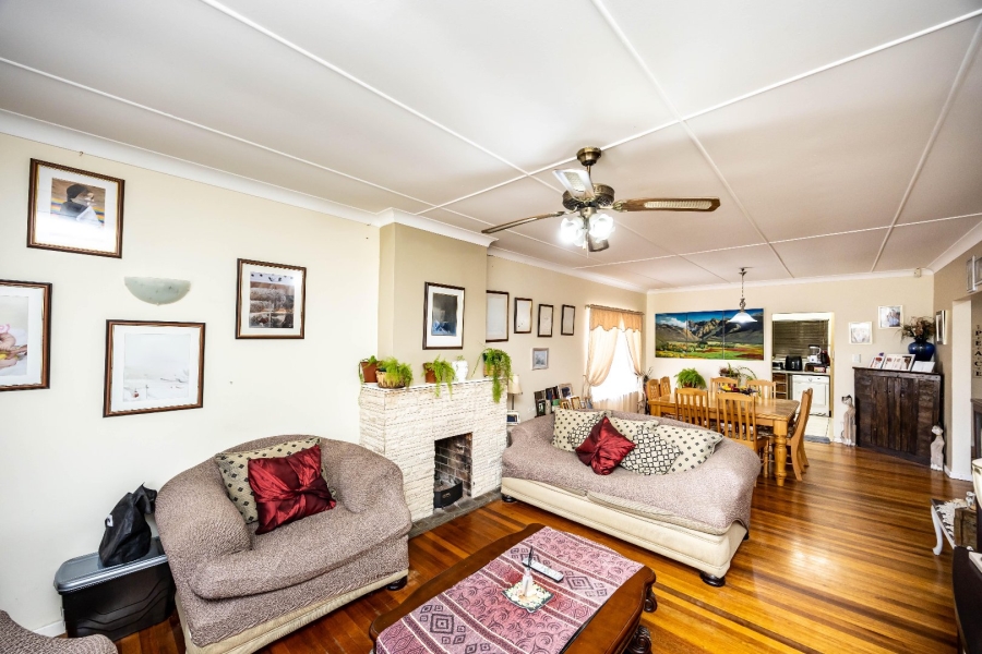 3 Bedroom Property for Sale in Sunnyridge Eastern Cape